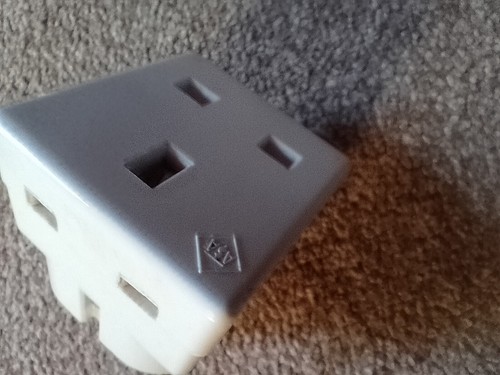 Way pin adapter socket - pin,